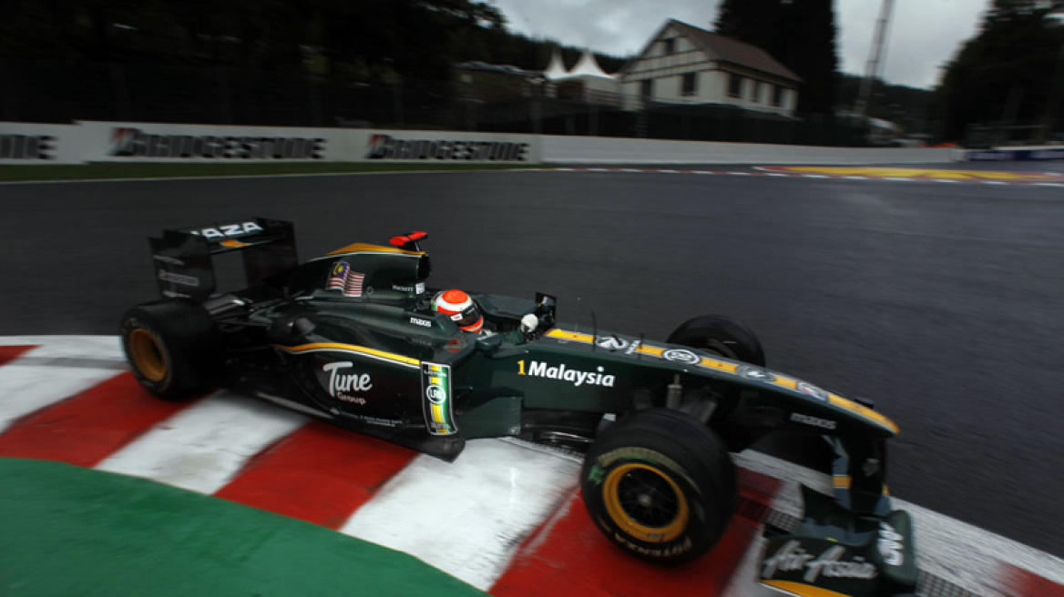 Lotus: Renault aντί για Cosworth 